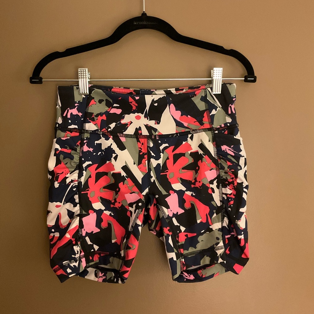 Lululemon Ruched Biker Shorts (with pockets!)